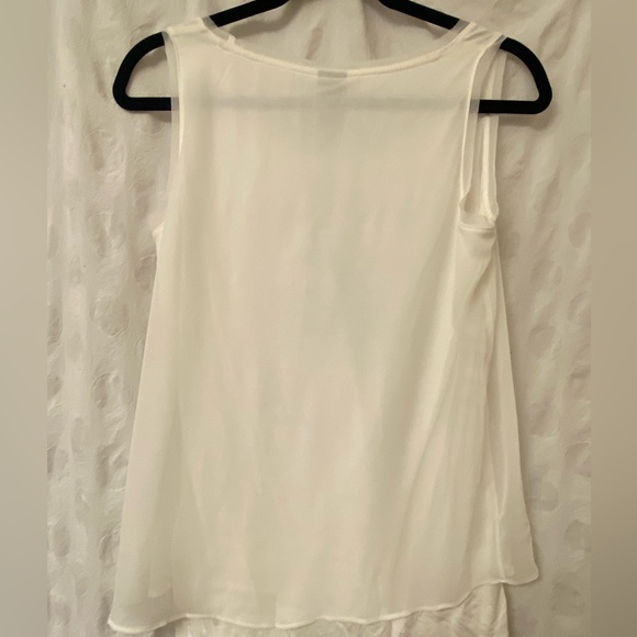 Alice in Wonderland blouse. White rabbit. NWT. - Picture 4 of 4